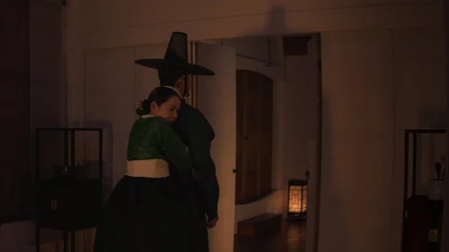Cena do episódio 8